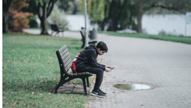 Changing lifestyle and increasing threat to mental health of teenagers: Experts' advice