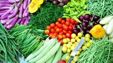 Vegetable prices in Dehradun have increased tremendously, it is a burden on the common man's pocket during the festive season
