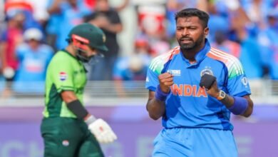 Hardik Pandya showed his bowling prowess in the Champions Trophy against Pakistan