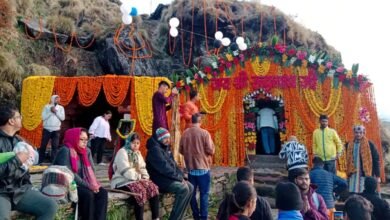 The doors of Rudranath Dham opened for the devotees, chants of 'Har-Har Mahadev' resonated