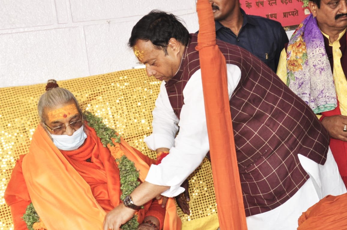 Arrival of Shankaracharya Vasudevanand Saraswati Ji at Shri Badrinath Dham, a divine occasion for the pilgrims