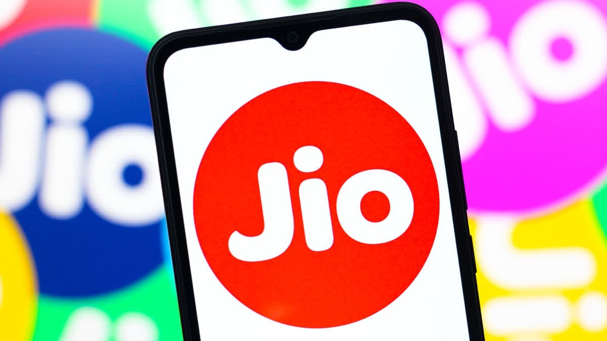 Jio network down across the country, internet and calling services affected, thousands of users troubled