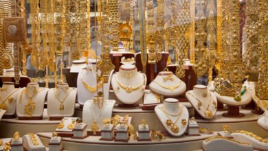 Gold prices fall amid Iran-Israel tensions, investors withdraw from bullion