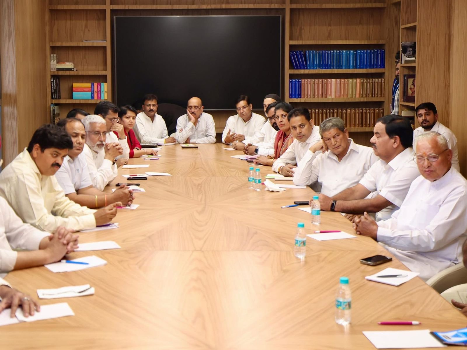 Congress's brainstorming intensifies regarding 2027 assembly elections, high-level meeting of Uttarakhand leaders in Delhi