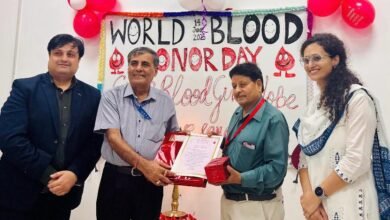 Dr. Anil Verma donated blood for the 155th time, honored at Swamiram Himalayan Hospital on World Blood Donor Day
